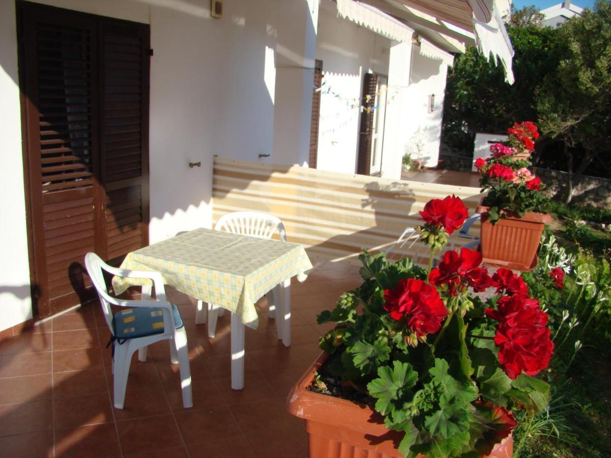 Apartments And Rooms With Parking Space Pag - 13060 Pag Town Bagian luar foto