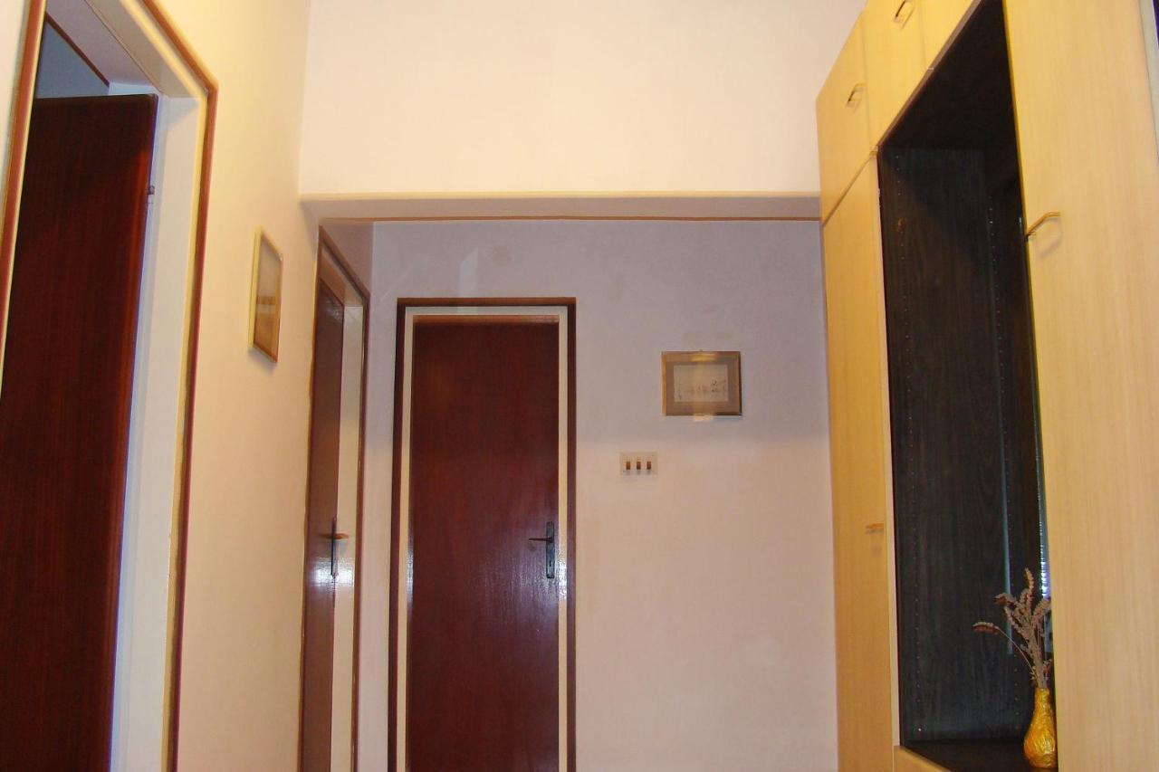 Apartments And Rooms With Parking Space Pag - 13060 Pag Town Bagian luar foto